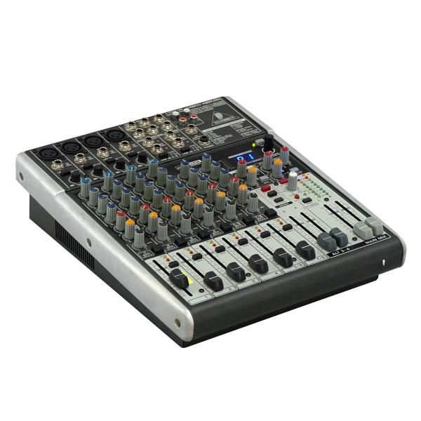 BEHRINGER 1204USB XENYX