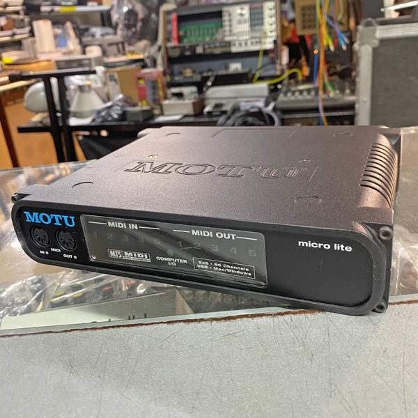MOTU micro lite
