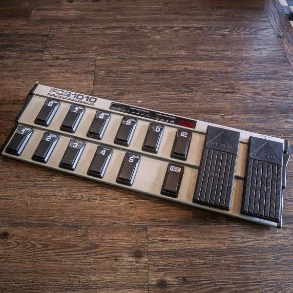 BEHRINGER FCB1010