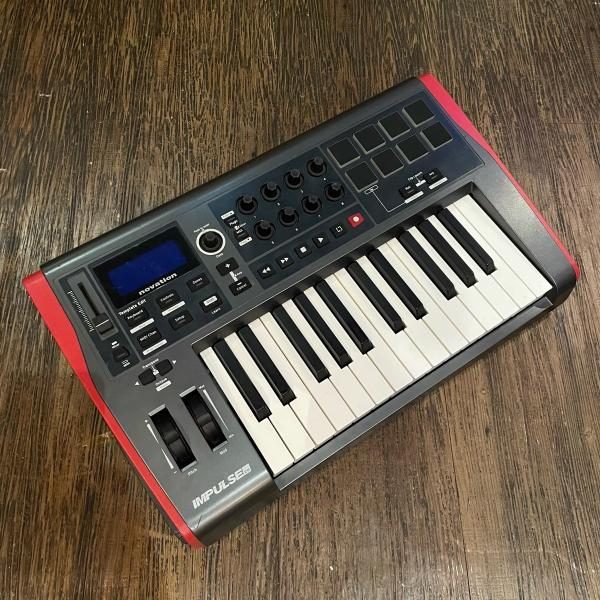Novation Impulse 25