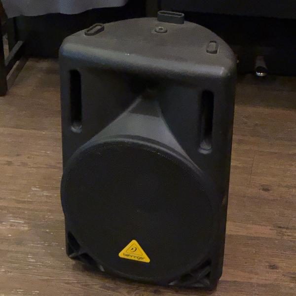 BEHRINGER B212D EUROLIVE